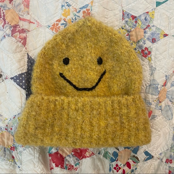 Urban Outfitters Accessories - yellow smiley face beanie